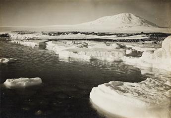 HERBERT PONTING (1870-1935) A group of 29 photographs documenting the Terra Nova Expedition. 1910-11.